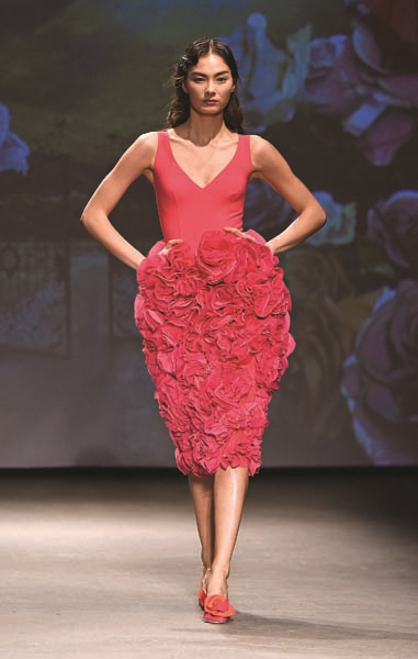 İTALYAN TASARIMCI CHIARA BONI KİTAPLARDAN İLHAM ALIYOR