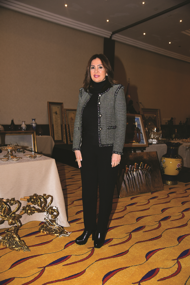 MEHMETÇİK VAKFI YARARINA  MÜZAYEDE