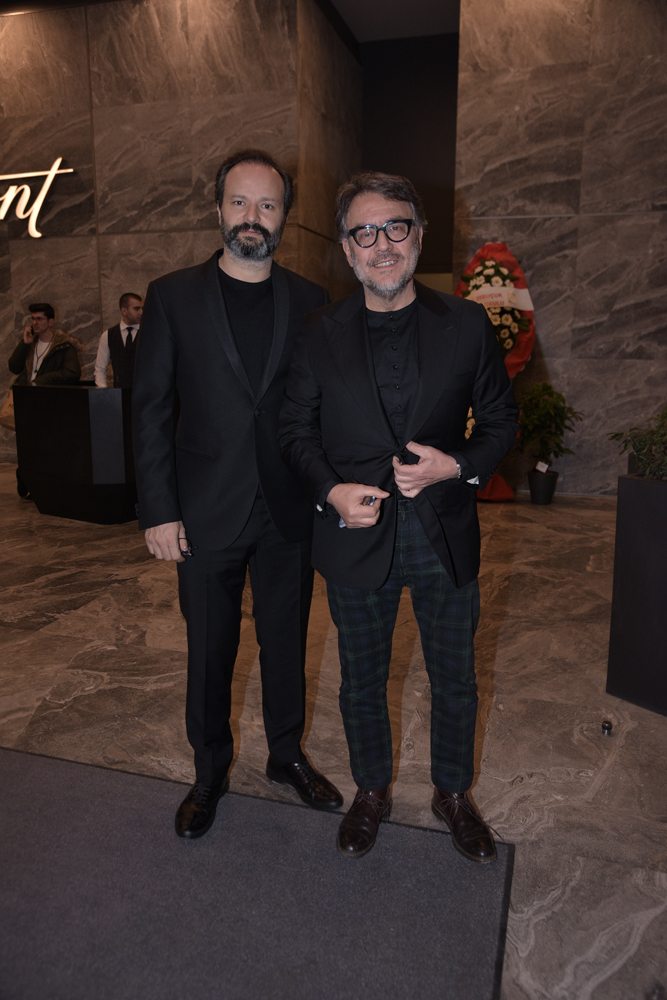 HAZAL KAYA VE ALİ ATAY EVLENDİ