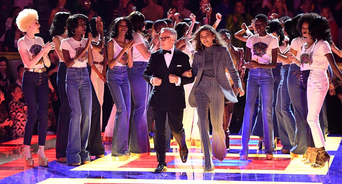TOMMY X ZENDAYA PODYUMDA