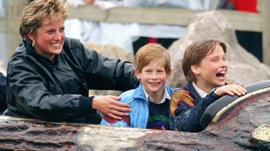 Prenses Diana ile Prens Harry ve William'ın Unutulmaz 10 Anı