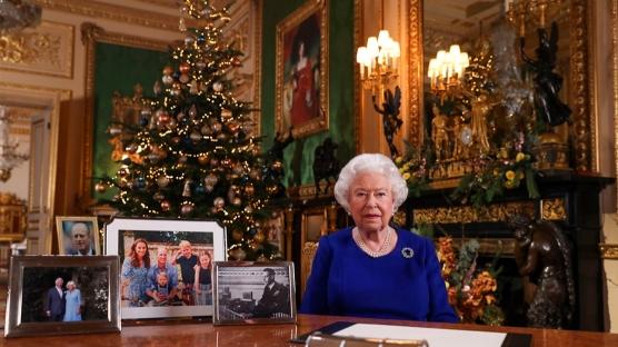 Geçmişten Günümüze İngiliz Kraliyetinin Yılbaşı Ağaçları