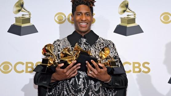 2022 Grammy Ödülleri: Kazananlar ve Kırmızı Halı