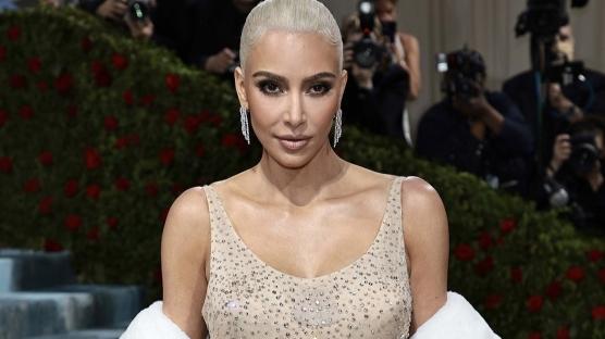 Kim Kardashian Kozmetik Sektörüne Atılıyor