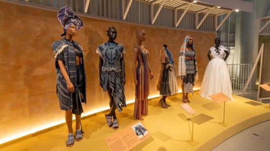 Victoria ve Albert Müzesi'nde “Africa Fashion” Sergisi