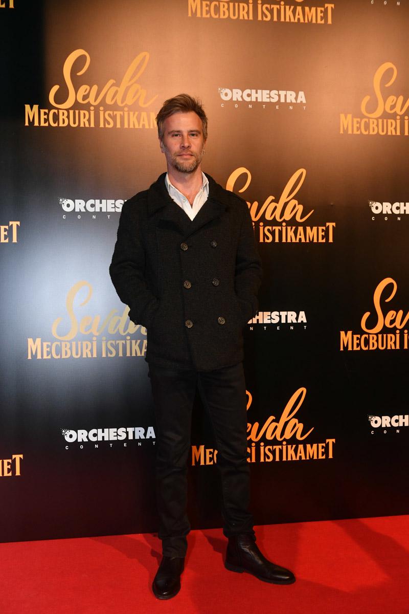 “Sevda Mecburi İstikamet” Gala Daveti