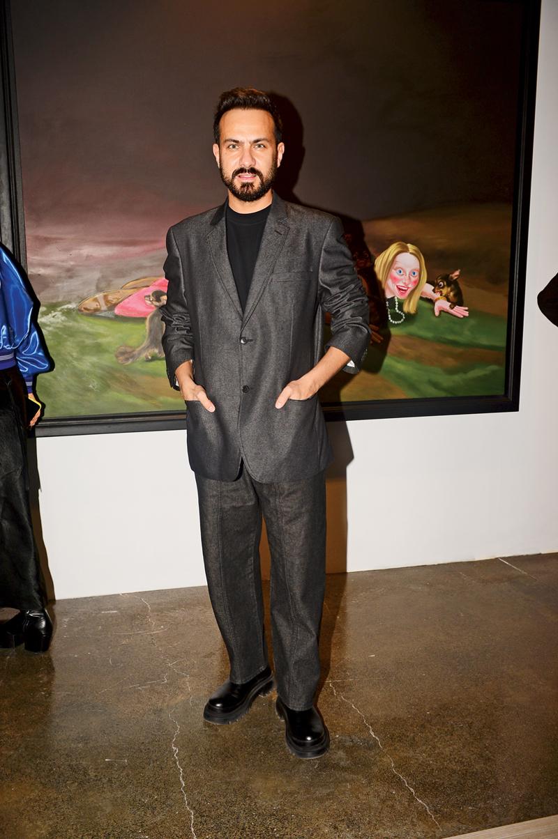 “Dudaklarımı Öp, Kalbimi Hançerle” Sergi Daveti