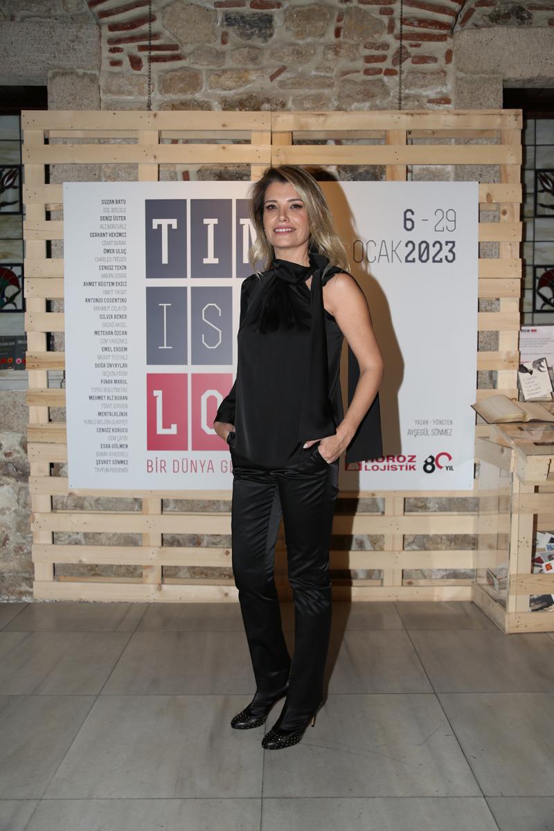 “Time Is Love” Sergi Daveti