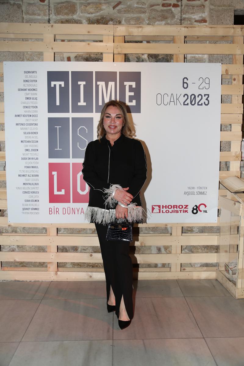 “Time Is Love” Sergi Daveti