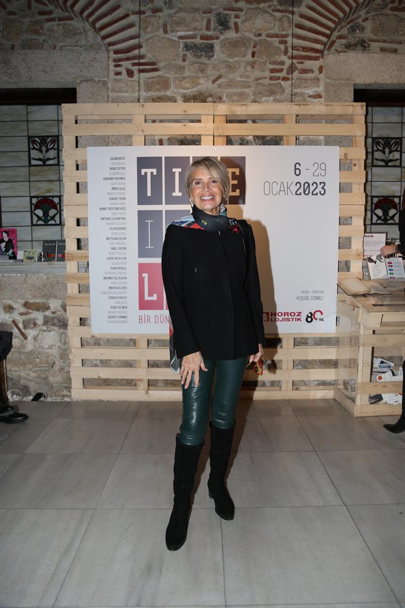 “Time Is Love” Sergi Daveti