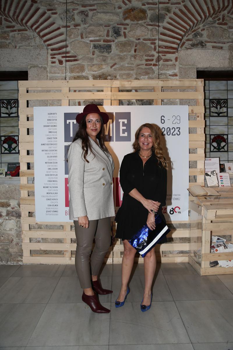 “Time Is Love” Sergi Daveti