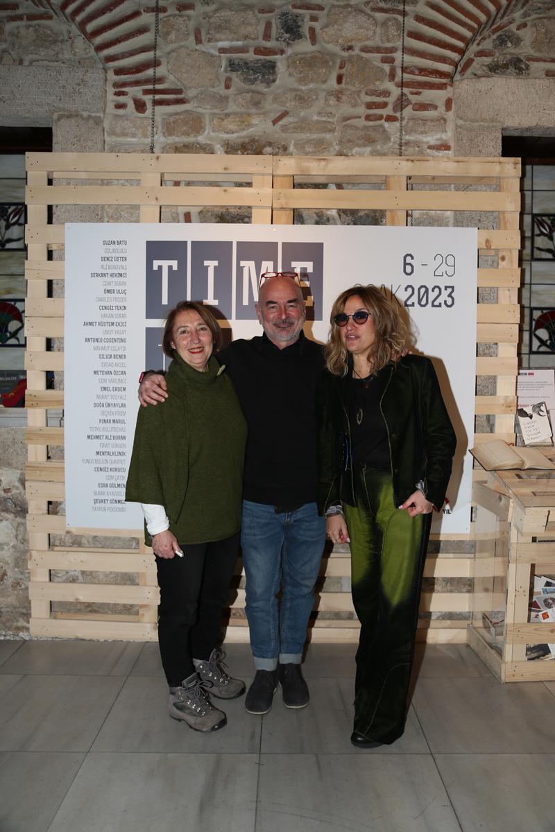 “Time Is Love” Sergi Daveti