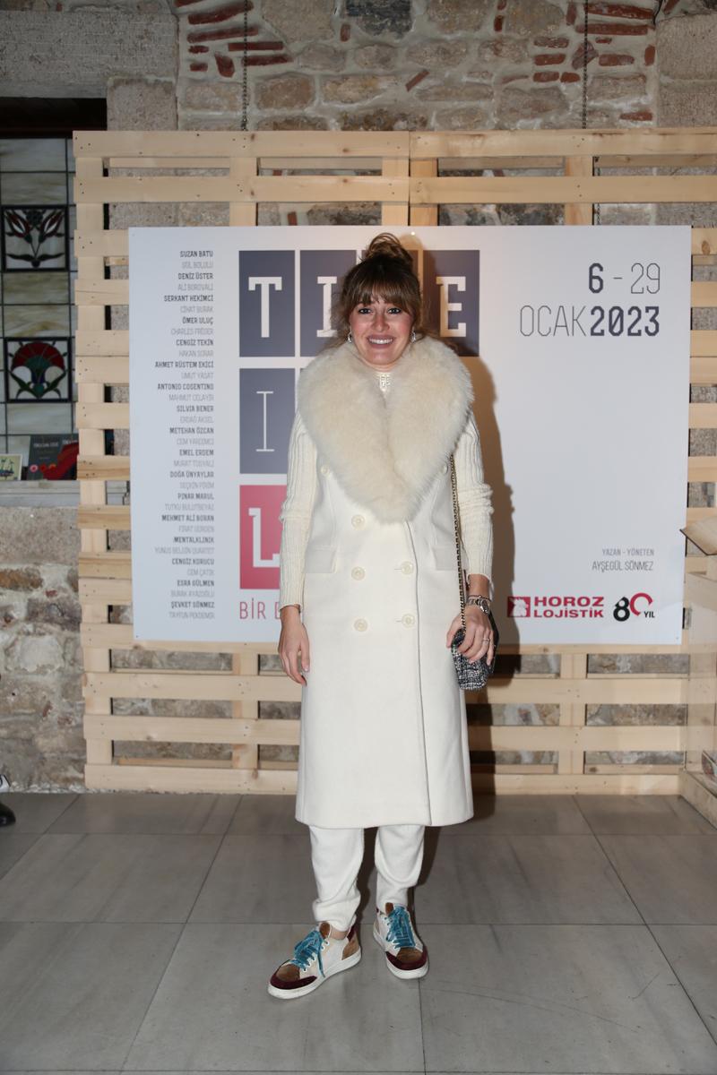 “Time Is Love” Sergi Daveti