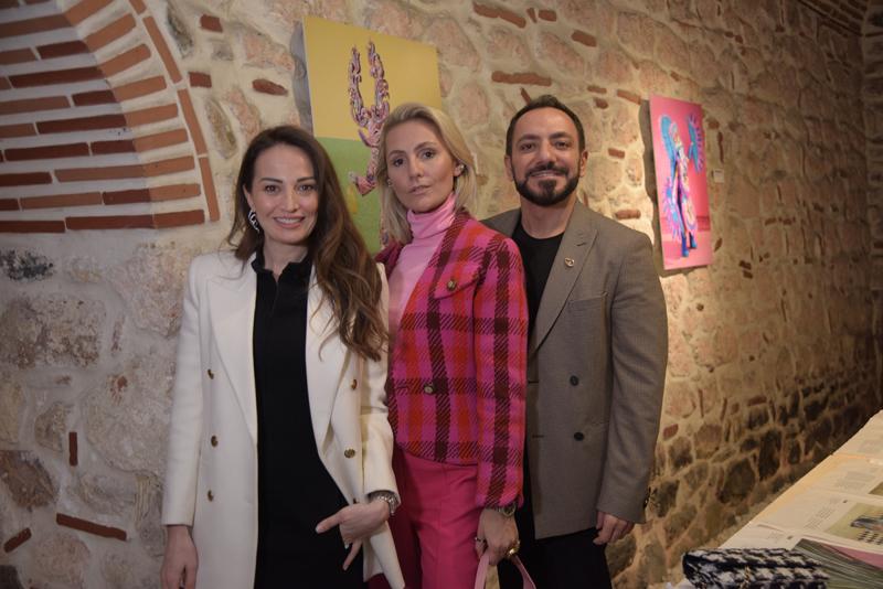 “Time Is Love” Sergi Daveti