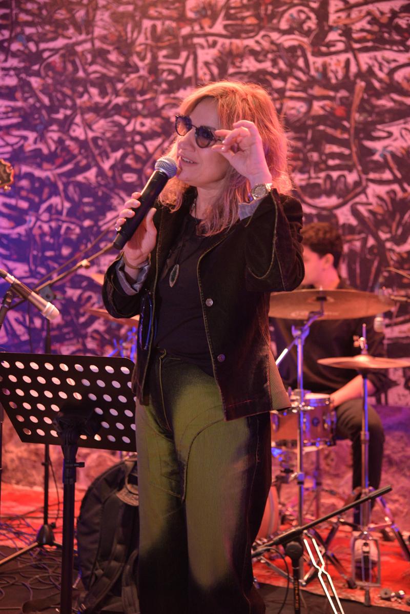 “Time Is Love” Sergi Daveti