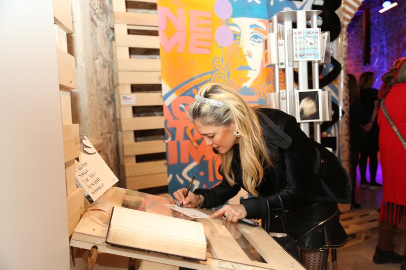 “Time Is Love” Sergi Daveti