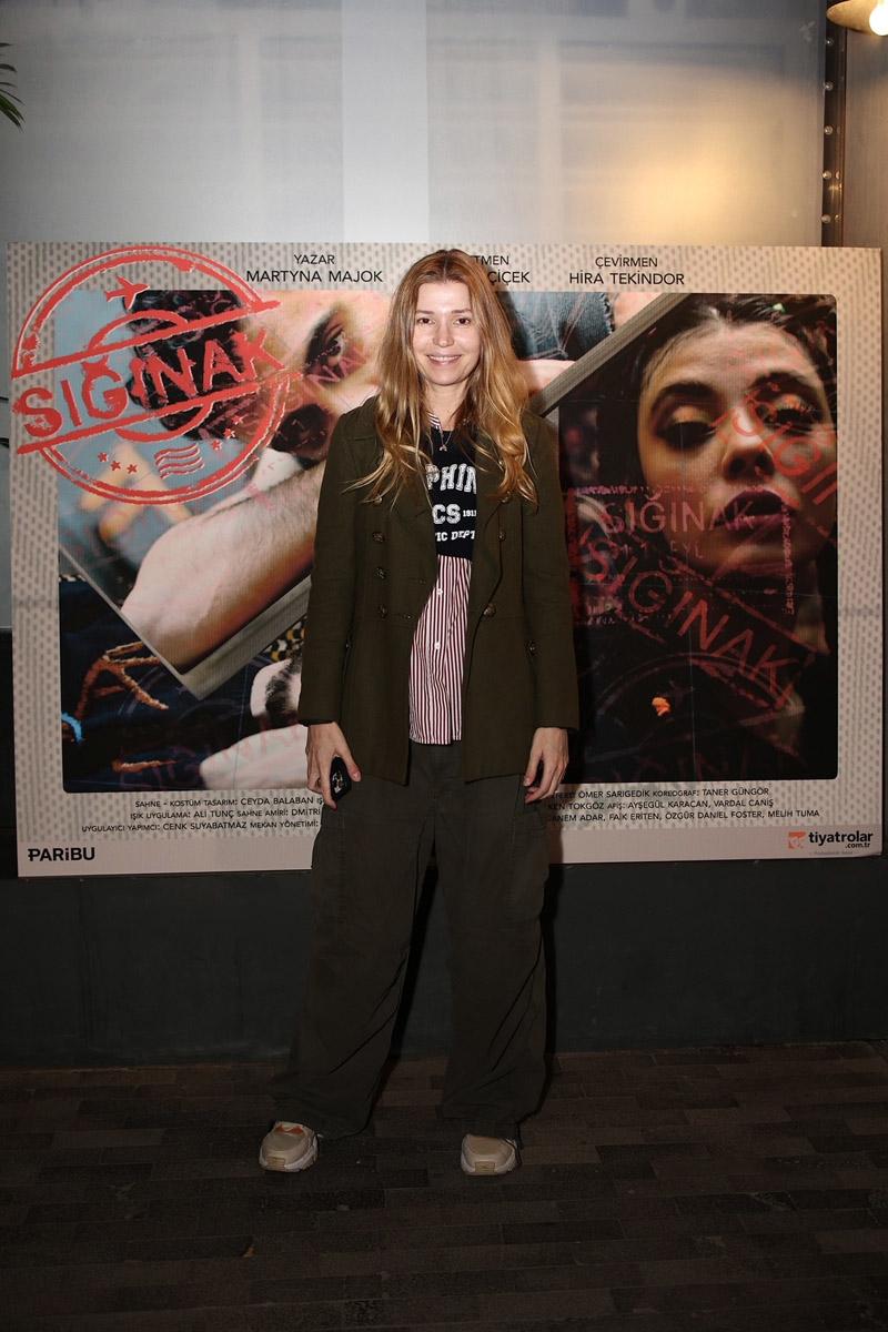 “Sığınak” Tiyatro Oyunu Daveti