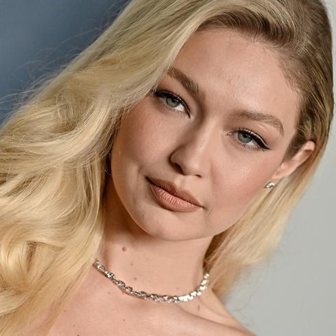 Sağlıklı Saçlar için En İyi Gıda Takviyeleri