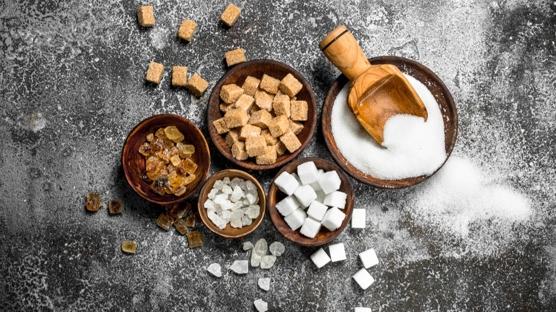 Beyaz Şeker Yerine Kullanabileceğiniz 13 Alternatif Öneri