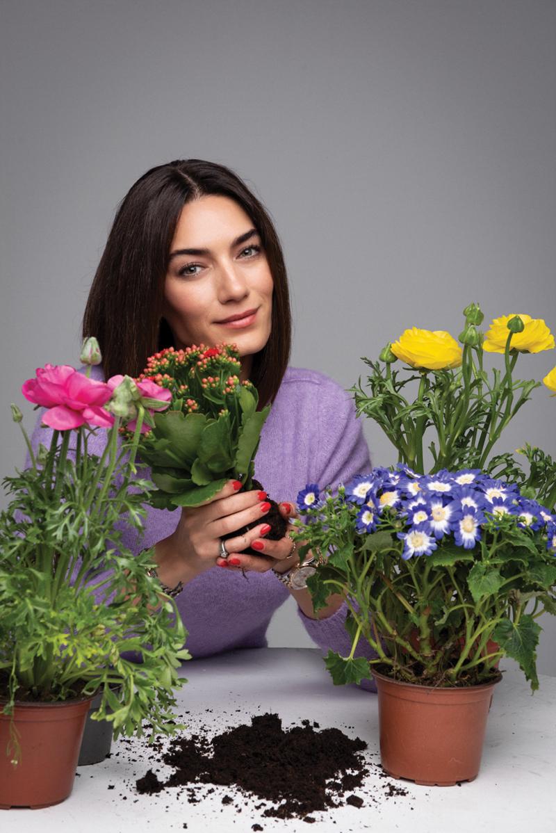 Ünlüler Kırmızı Çatı Çocuk Destek Merkezi İçin Bir Arada