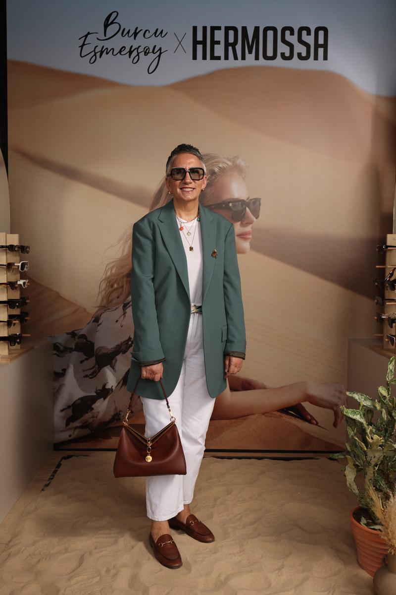Burcu Esmersoy x Hermossa Koleksiyon Daveti