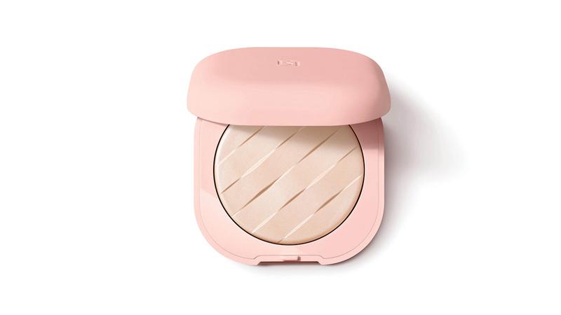 İlkbahara Özel Ten Makyajı