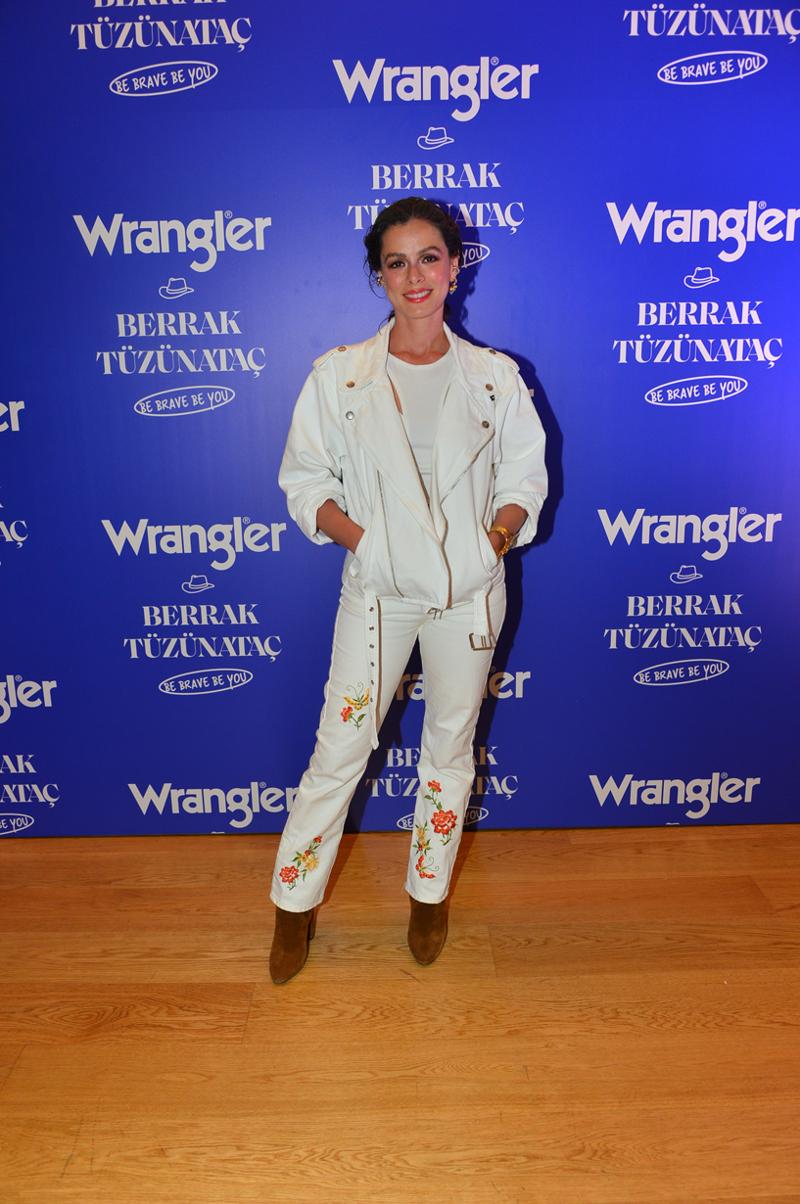Wrangler x Berrak Tüzünataç Daveti