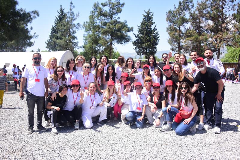 Kırmızı Çatı Çocuk Destek Merkezi'nde Bayram Çoşkusu