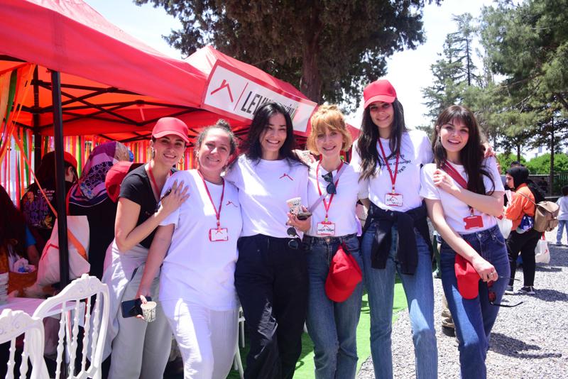 Kırmızı Çatı Çocuk Destek Merkezi'nde Bayram Çoşkusu