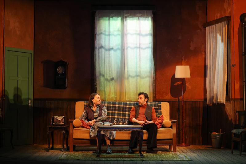 “Aydınlıkevler, Babaannem Amerika'ya Karşı” Oyun Daveti