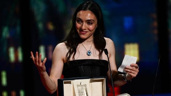 Merve Dizdar, Cannes Film Festivali'nde Ödül Aldı