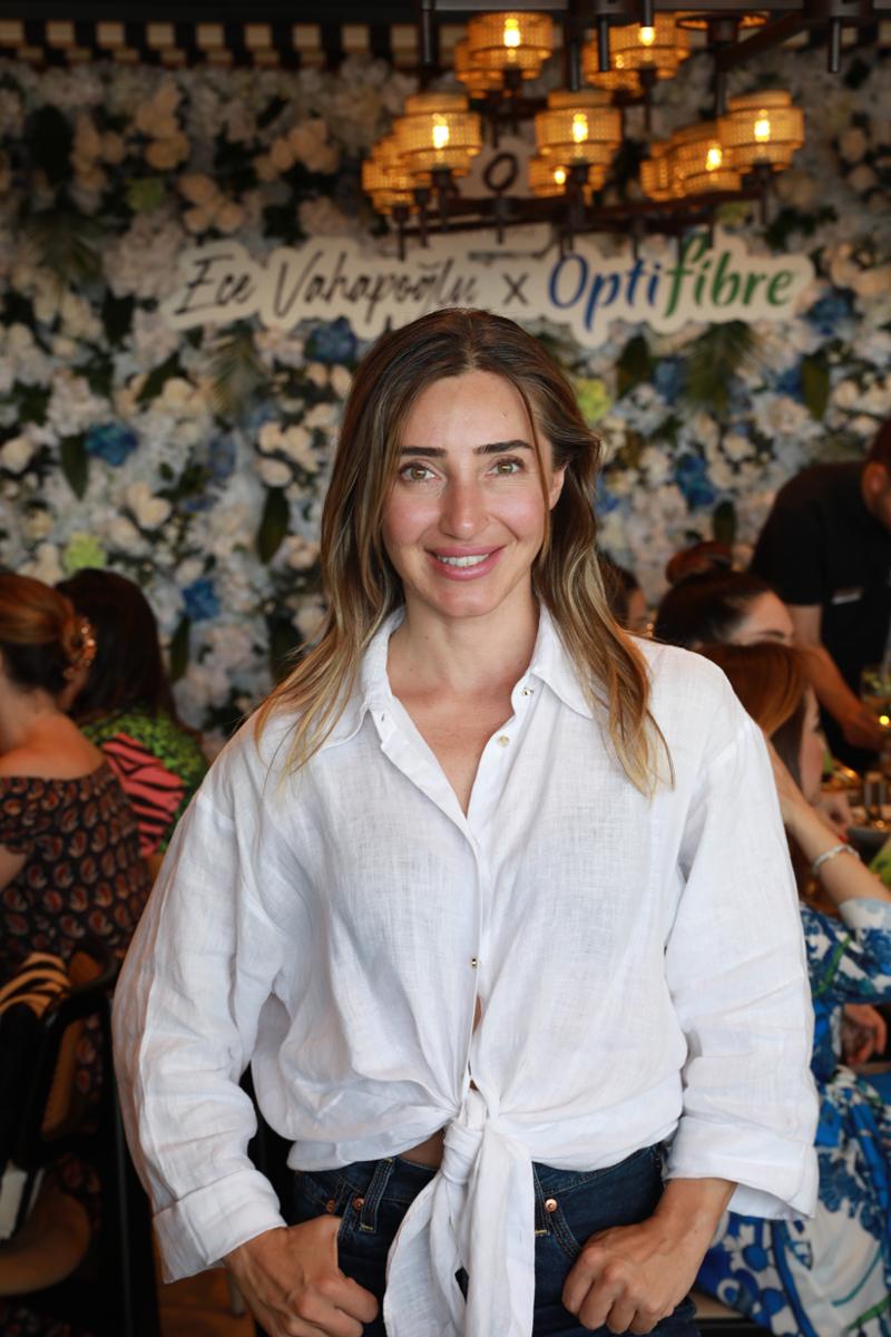 Ece Vahapoğlu x İkon Daveti