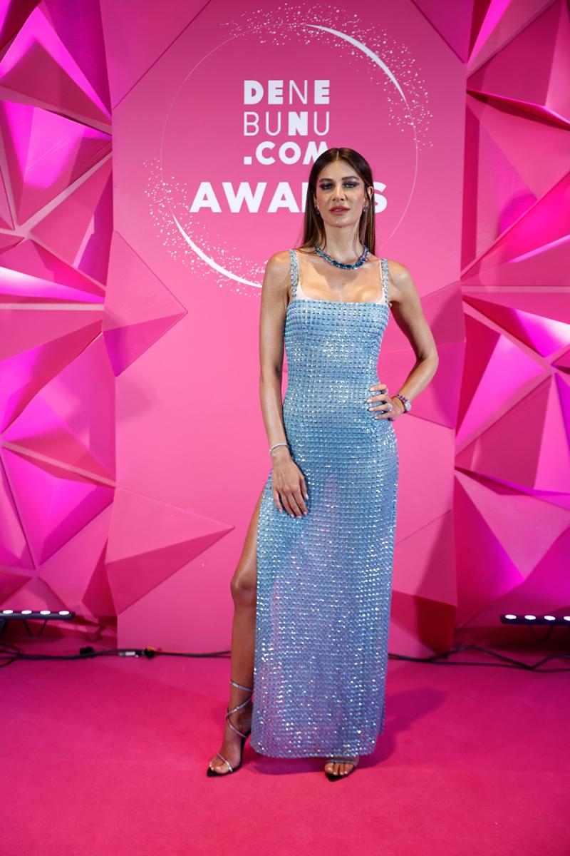 Denebunu Awards Sahiplerini Buldu