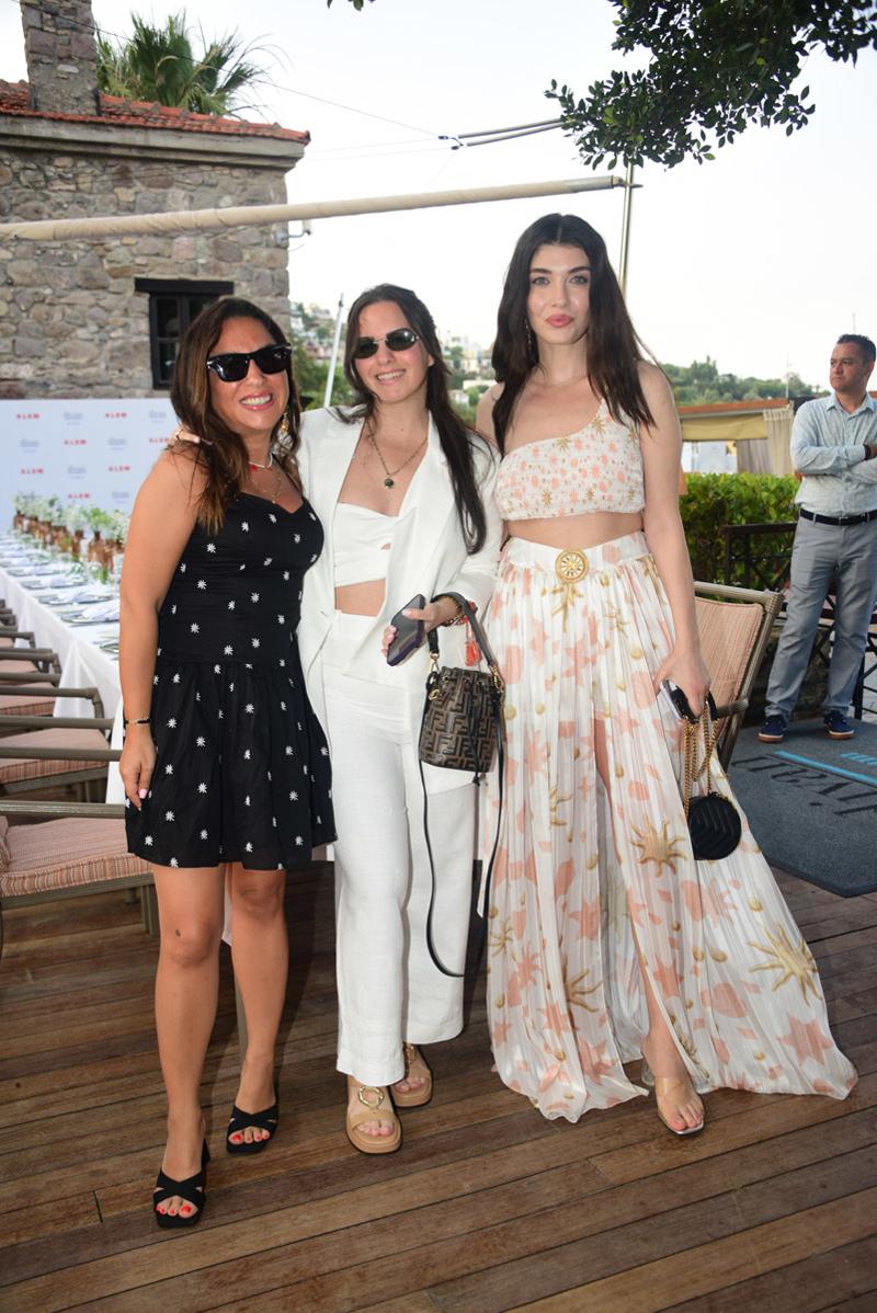 ALEM x Divan Getaway Daveti