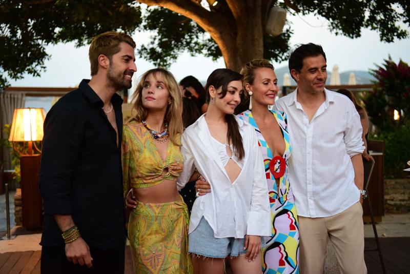 ALEM x Divan Getaway Daveti