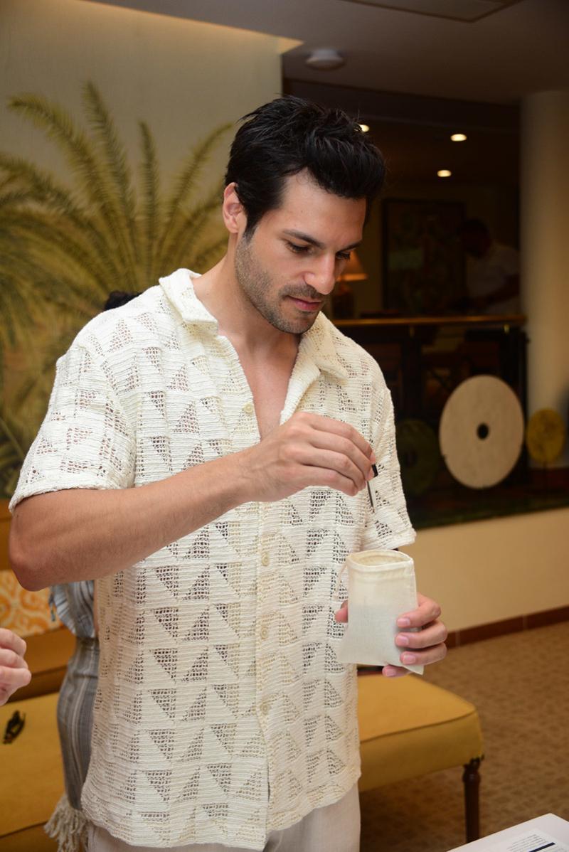 ALEM x Divan Getaway Daveti