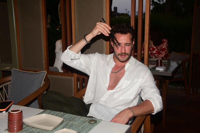 ALEM x Divan Getaway Daveti