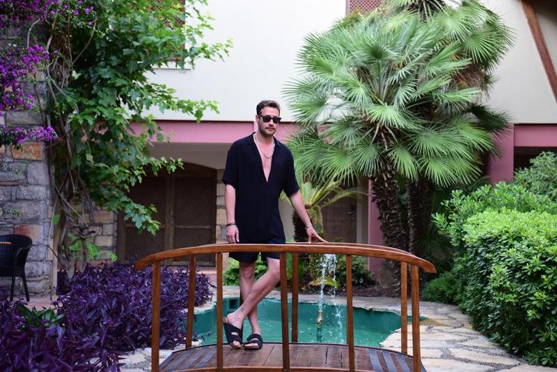 ALEM x Divan Getaway Daveti