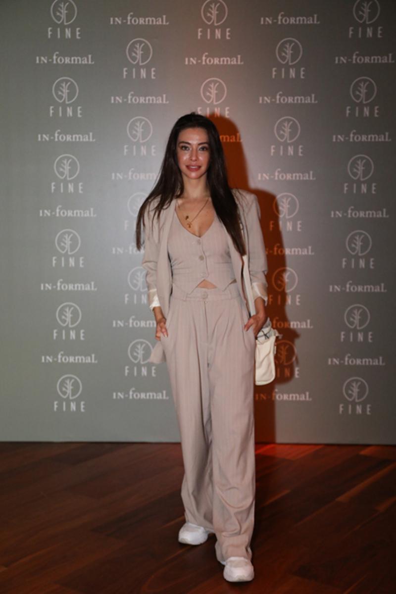 In-Formal X Fine People Community Daveti