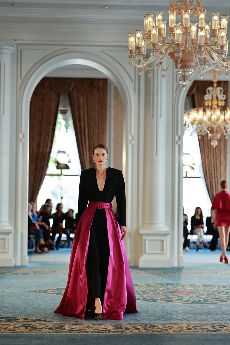 adL Night Zoom x Mert Aslan Defile Daveti