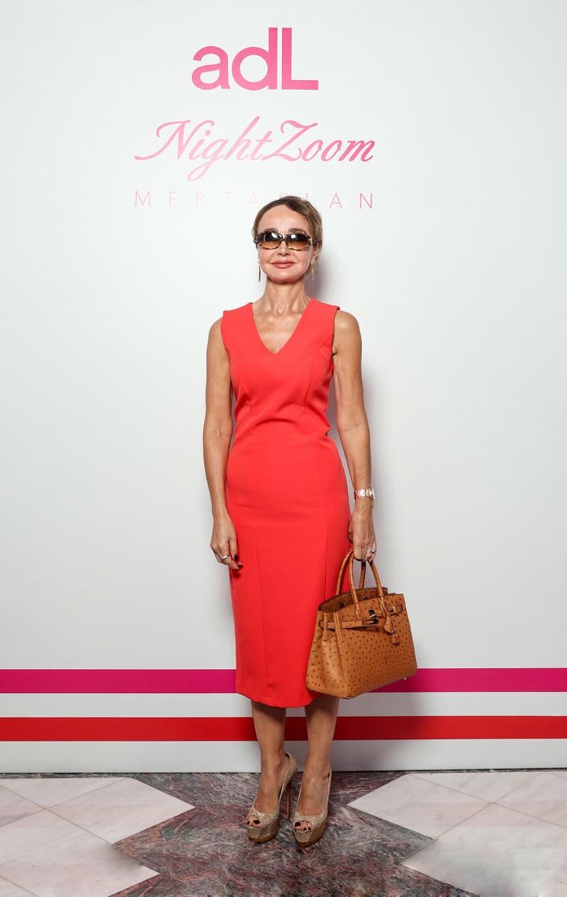 adL Night Zoom x Mert Aslan Defile Daveti