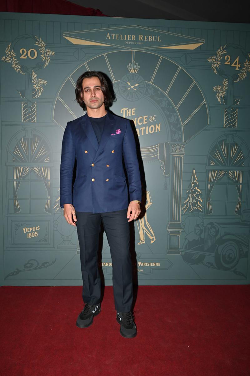 Cansu Dere x Atelier Rebul Yılbaşı Daveti