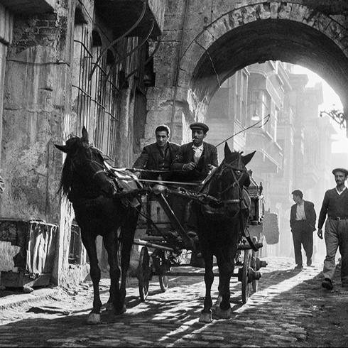 Ara Güler Sergisi Sofya'da
