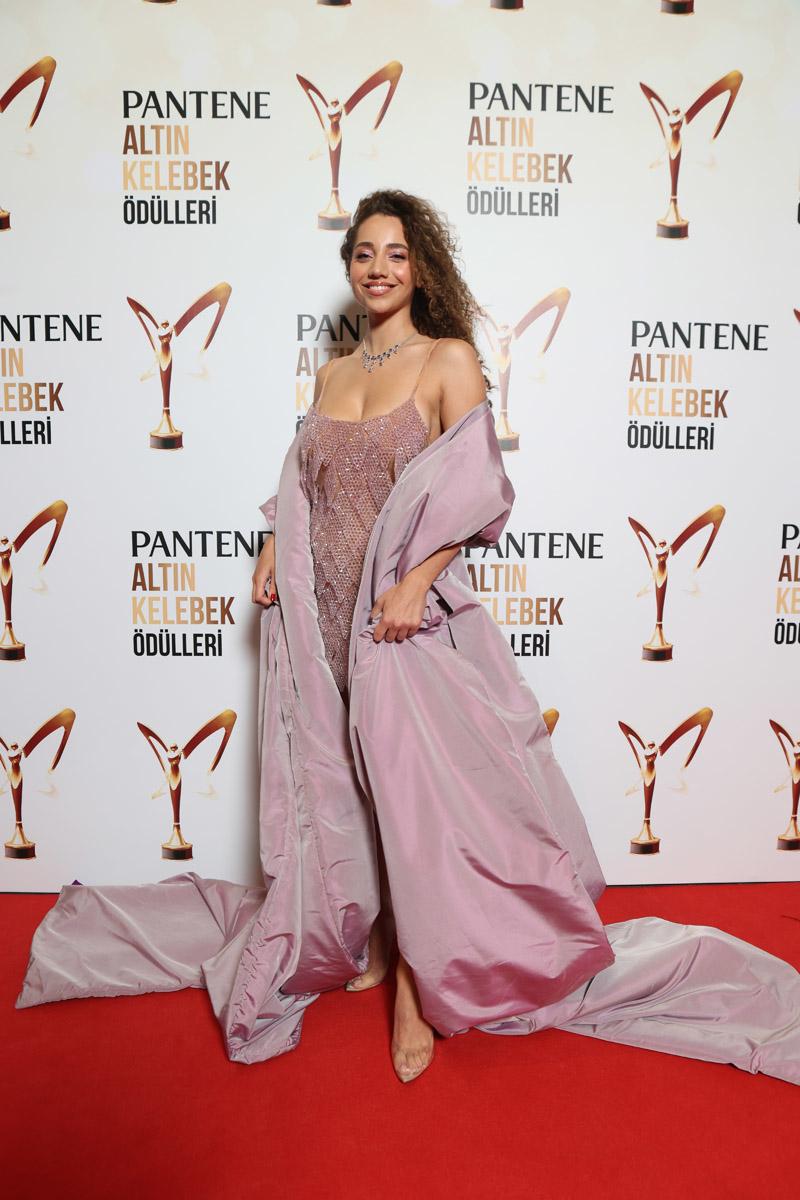 49. Pantene Altın Kelebek Ödülleri En İyi Kırmızı Halı Görünümleri