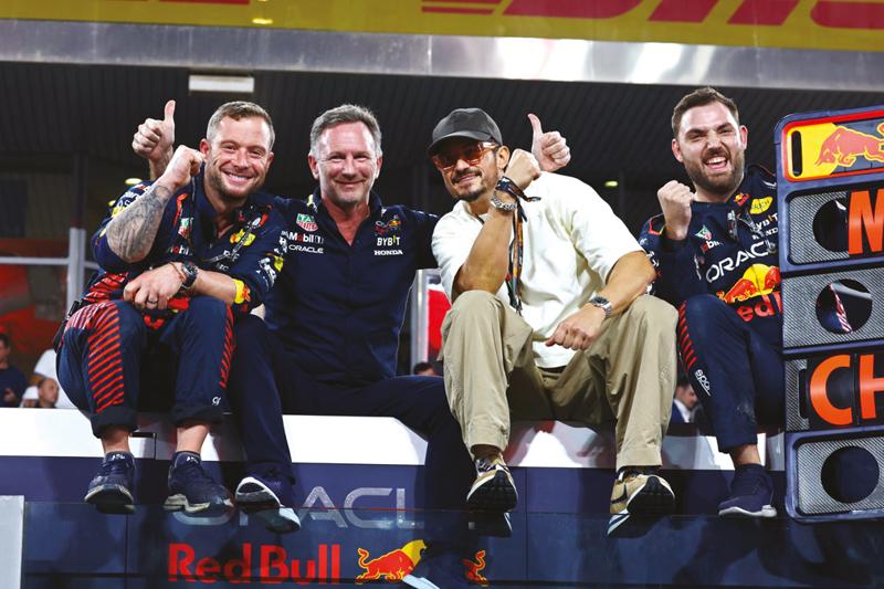 Ünlüler Formula 1 için Abu Dhabi Grand Prix'de