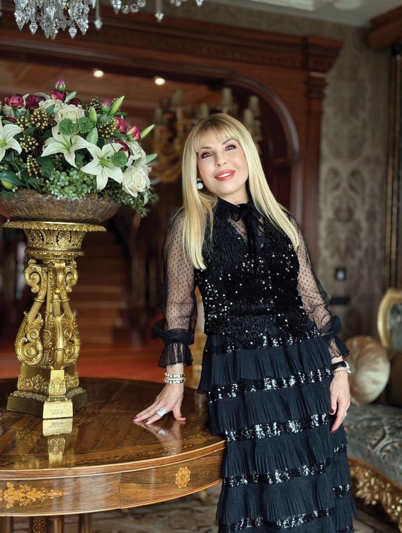 Ünlü İsimlerin Yeni Yıl Dilekleri