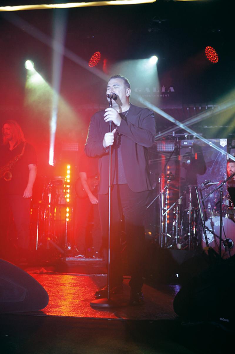 Antonis Remos Konseri