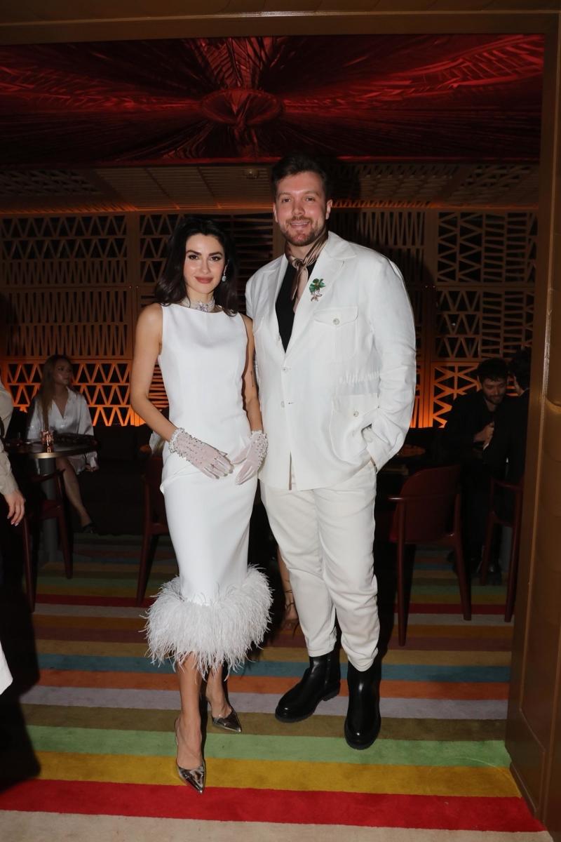 Begüm Khan x "Non-Bridal Bridal" Koleksiyon Daveti