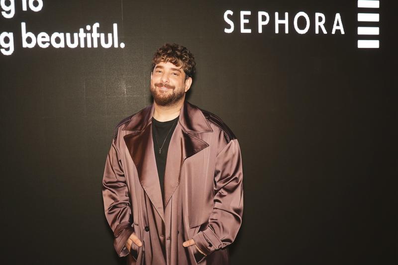 Sephora'nın “We Belong to Something Beautiful” Daveti