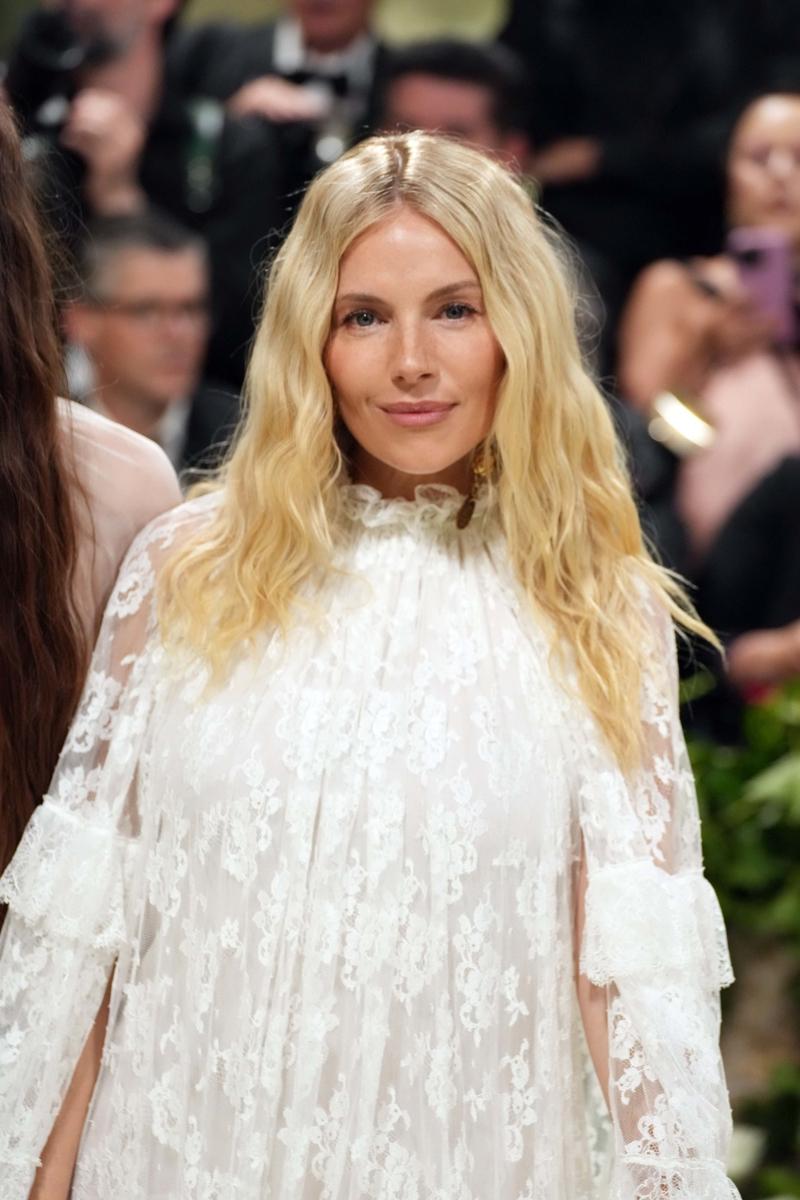 2024 MET Gala'nın En İyi Saç ve Makyaj Görünümleri